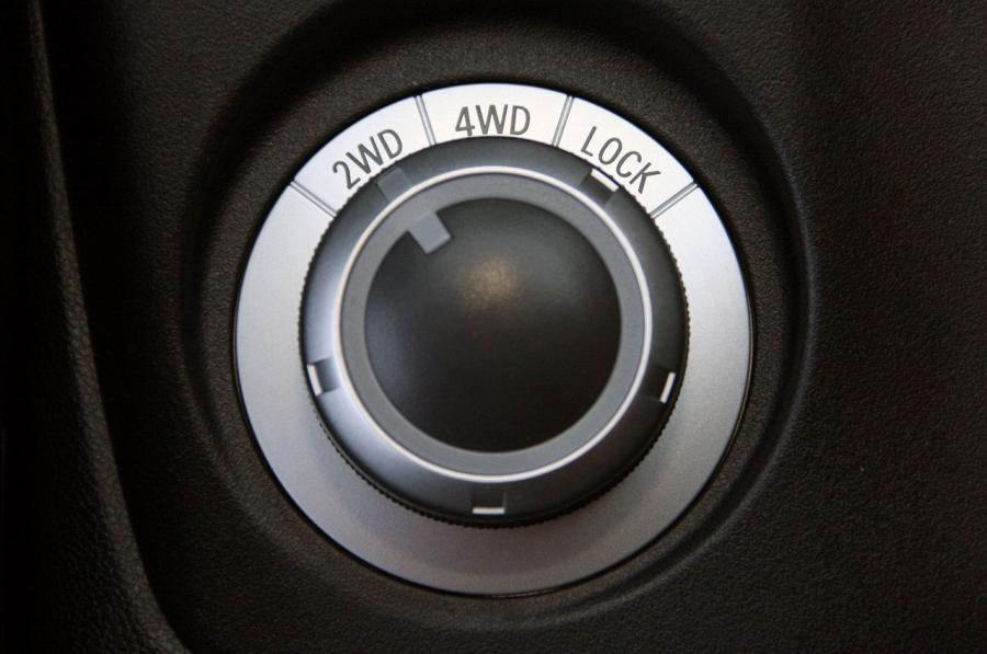  Mitsubishi Outlander Sport 2011 года  (фото 13 из 49)